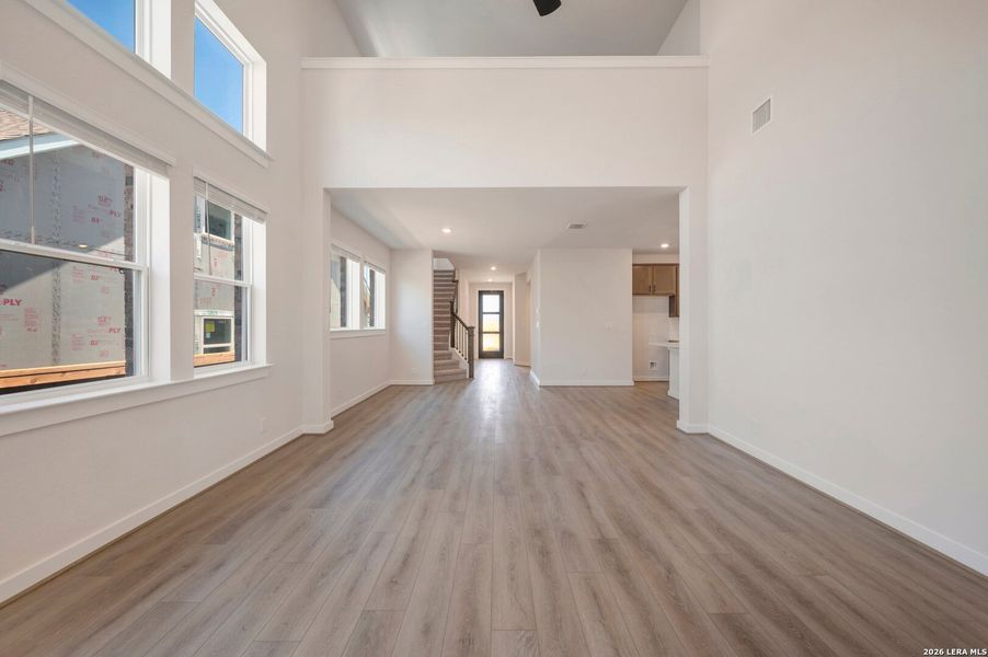 Spacious, unfurnished interior of a new home in Mayfair - Select Garden Series, New Braunfels (Image 33). Spacious, unfurnished interior of a new home in Mayfair - Select Garden Series, New Braunfels (Image 33).