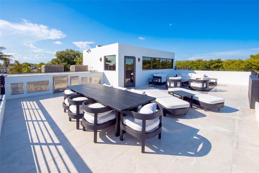 Community amenities in , Miami (Image 45).