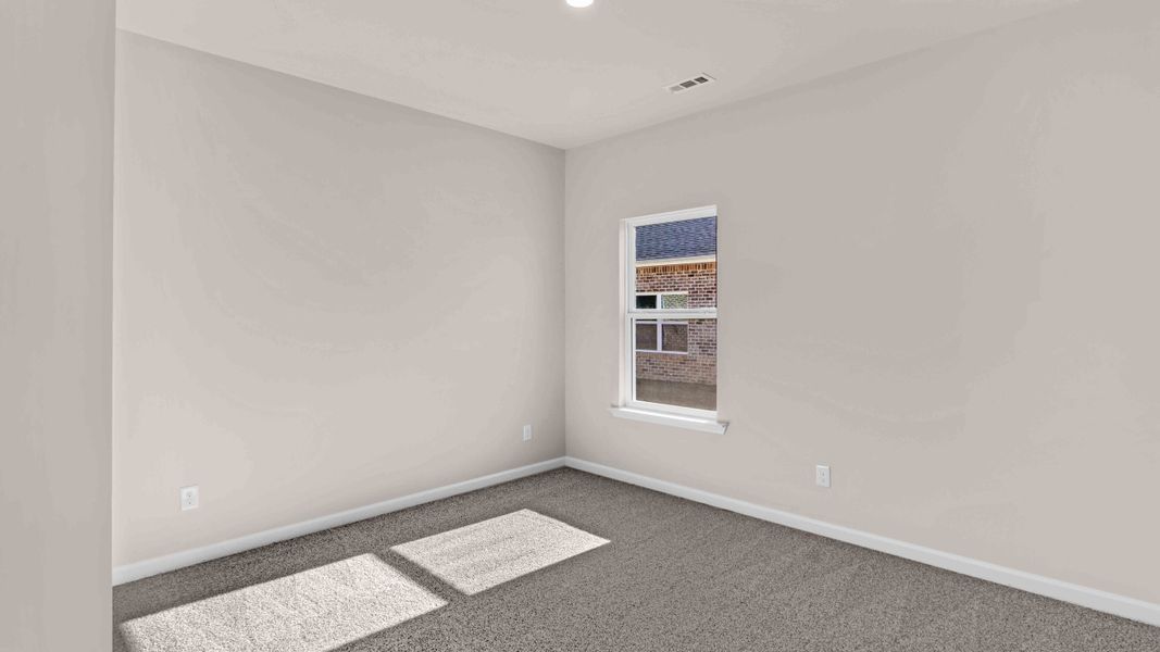 Representative unfurnished interior of a home built from the Fraser by D.R. Horton in Riverwood Gardens, Oakland (Image 22).