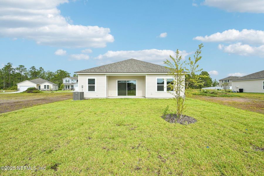 Exterior details and patio area of a home in Panther Creek, Jacksonville (Image 18). Exterior details and patio area of a home in Panther Creek, Jacksonville (Image 18).
