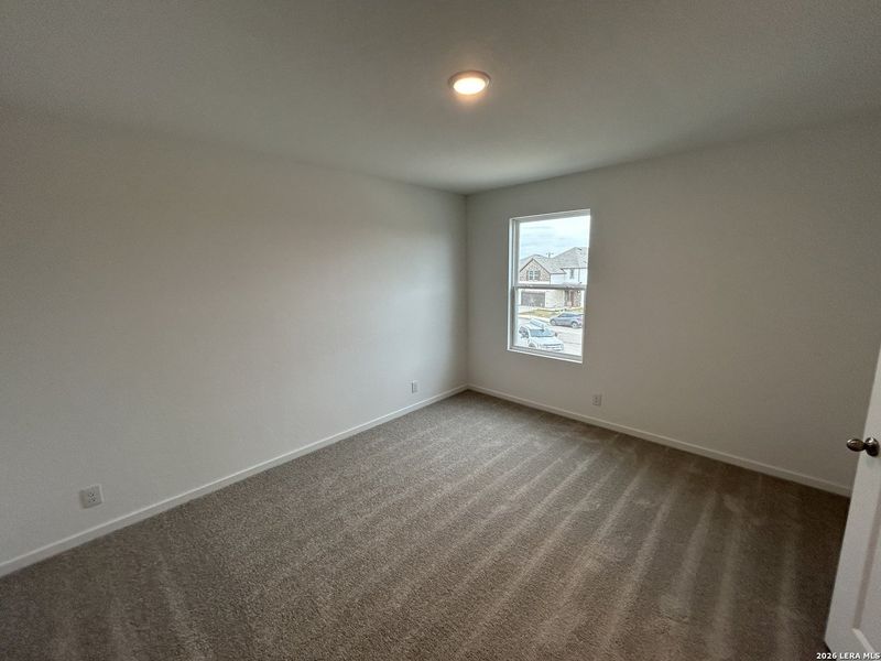 Spacious, unfurnished interior of a new home in Meadows at Hennersby Hollow 40's, San Antonio (Image 19). Spacious, unfurnished interior of a new home in Meadows at Hennersby Hollow 40's, San Antonio (Image 19).