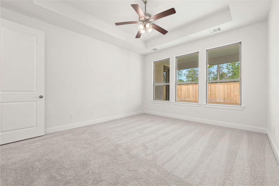 Spacious, unfurnished interior of a new home in Kresston, Montgomery (Image 14).