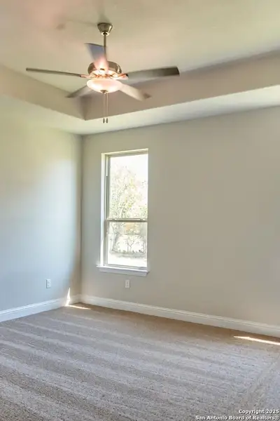 Spacious, unfurnished interior of a new home in Annabelle Ranch, San Antonio (Image 9). Spacious, unfurnished interior of a new home in Annabelle Ranch, San Antonio (Image 9).