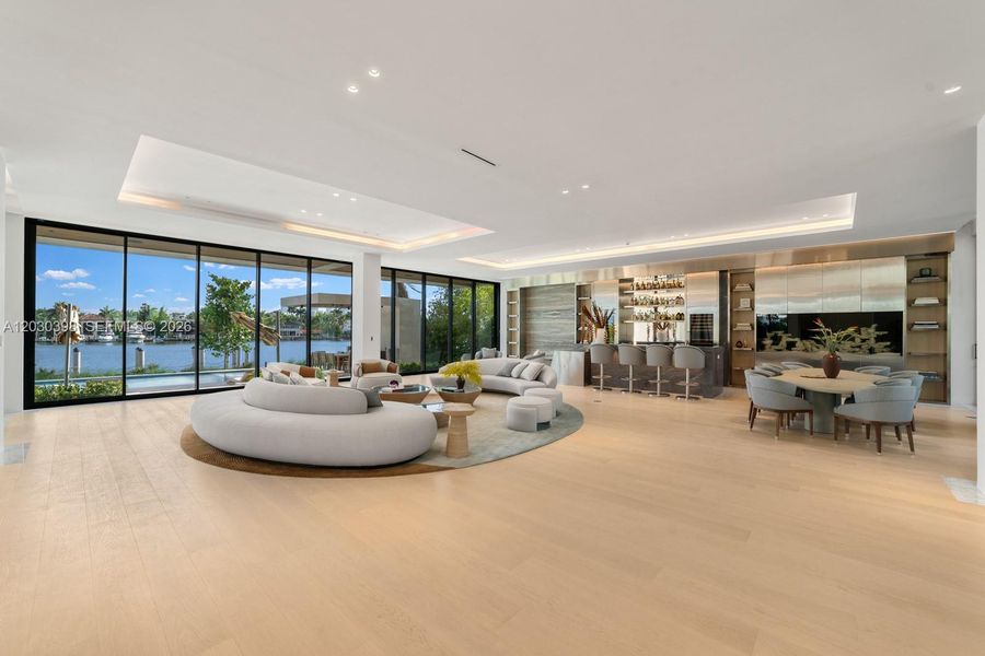 Community amenities in , Miami Beach (Image 39).
