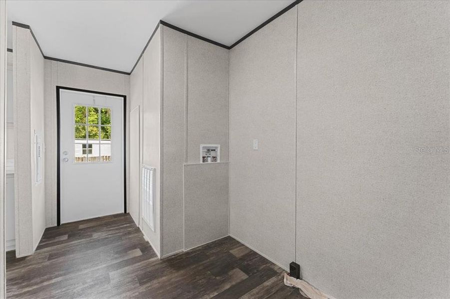 Spacious, unfurnished interior of a new home in , Holiday (Image 32).