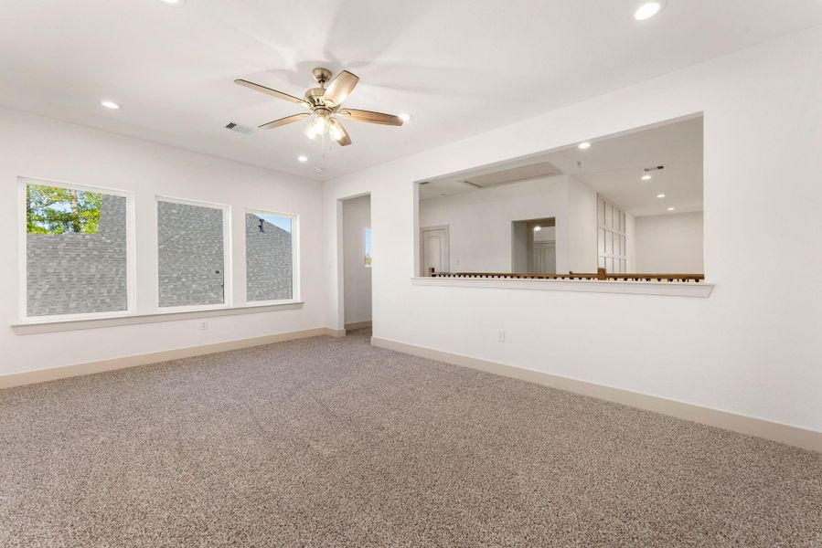 Spacious, unfurnished interior of a new home in , Tomball (Image 22).
