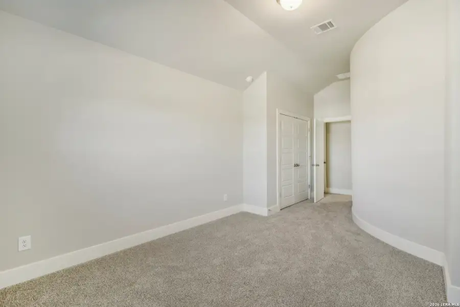 Spacious, unfurnished interior of a new home in , San Antonio (Image 29).