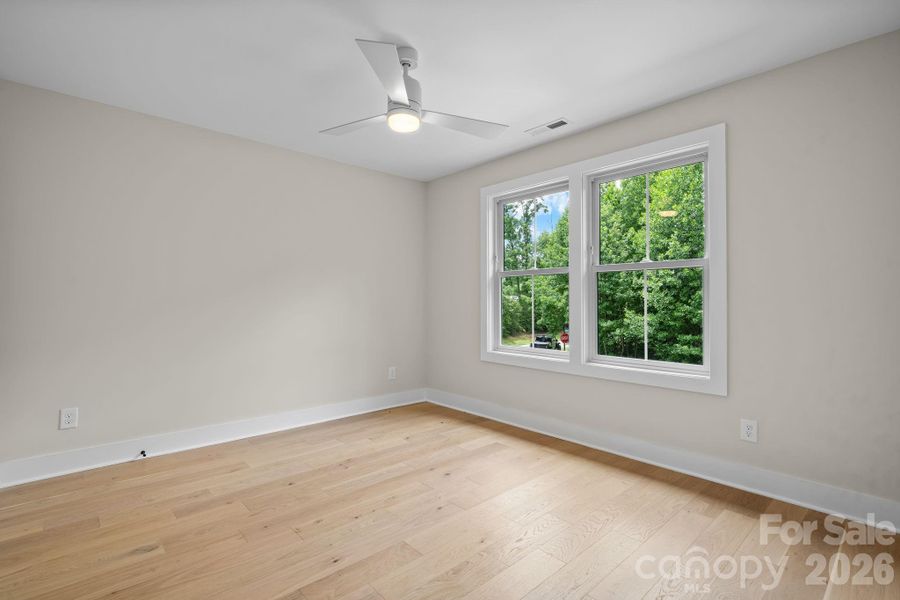 Spacious, unfurnished interior of a new home in , Lincolnton (Image 24).