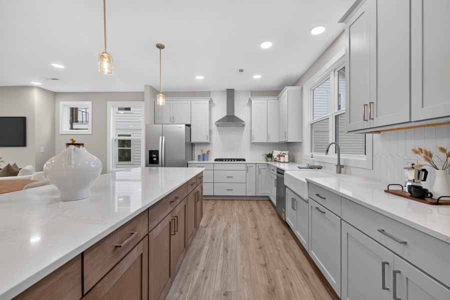Kitchen Cabinetry & Layout Kitchen Cabinetry & Layout