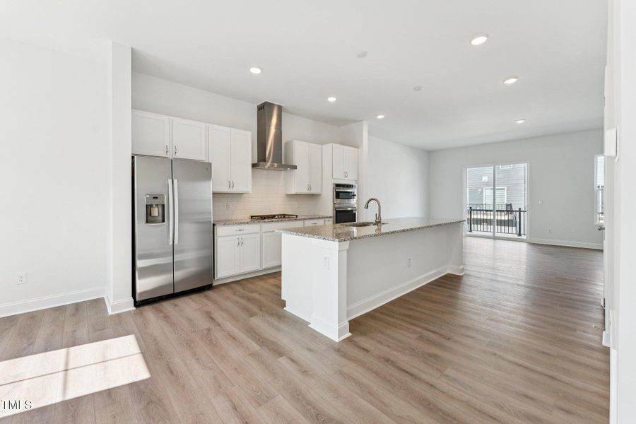 14-web-or-mls-DSC09342 14-web-or-mls-DSC09342