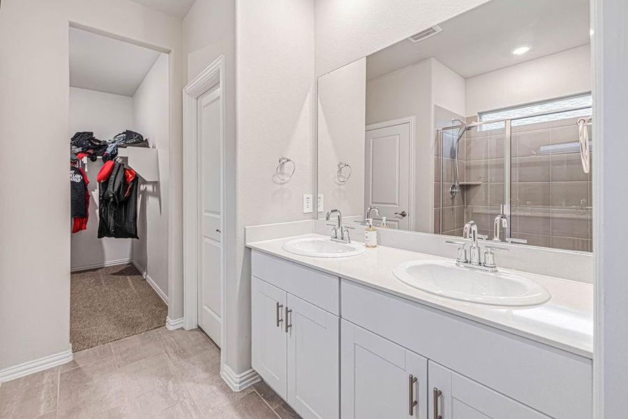 Furnished interior view inside a new home in , McKinney (Image 29).