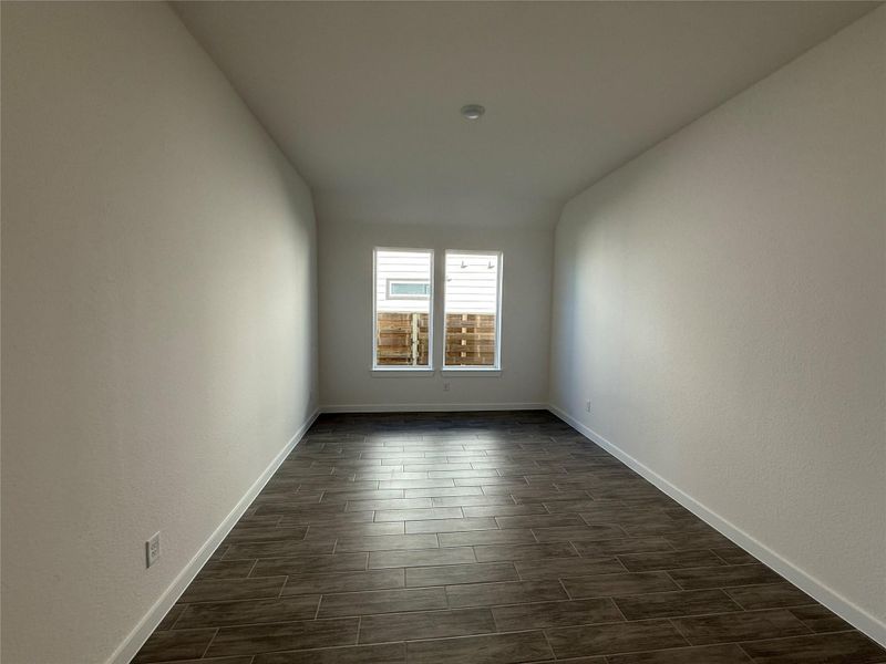 Spacious, unfurnished interior of a new home in Austin Point, Richmond (Image 17).