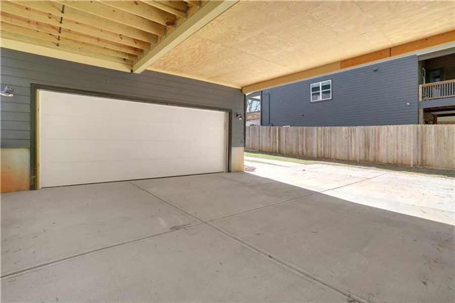 Exterior details and patio area of a home in , Scottdale (Image 34).