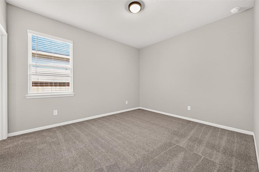 Spacious, unfurnished interior of a new home in La Segarra, Brookshire (Image 36).