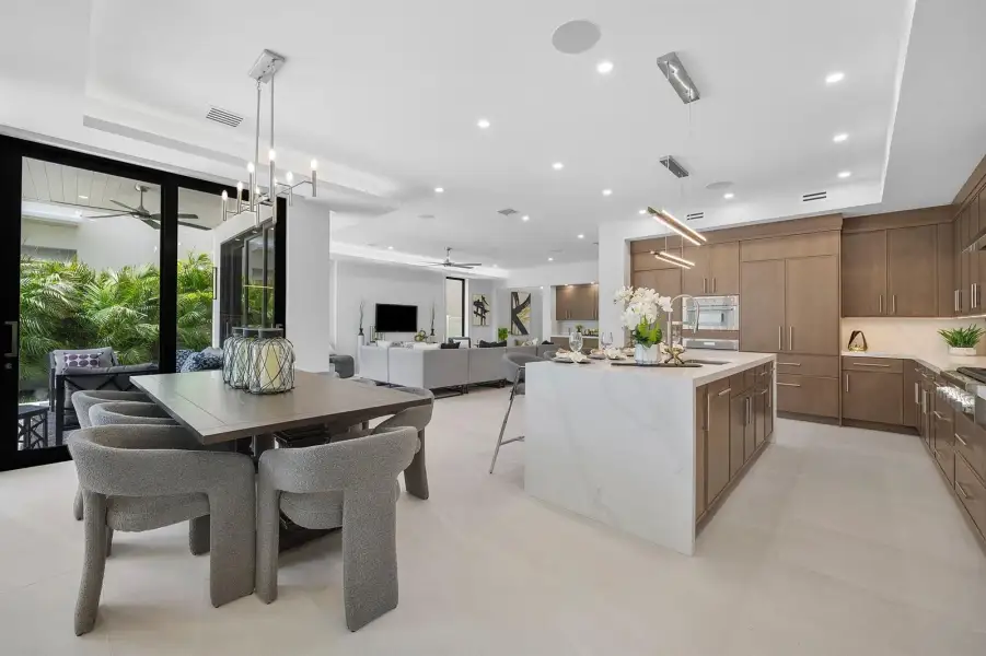 014-725Southeast4thAvenue-DelrayBeach-FL 014-725Southeast4thAvenue-DelrayBeach-FL