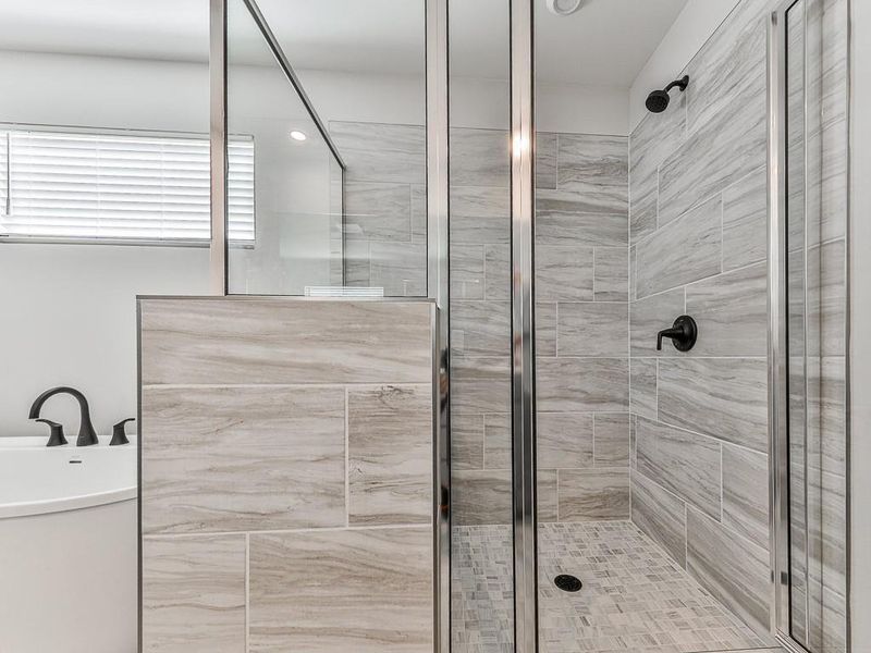 Furnished interior view inside a new home in Kingsley, Acworth (Image 33).