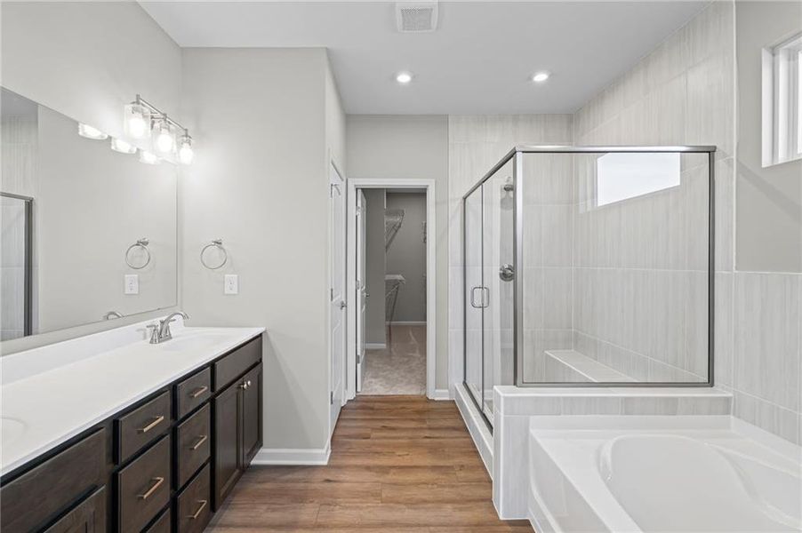Furnished interior view inside a new home in Twin Lakes, Hoschton (Image 7).