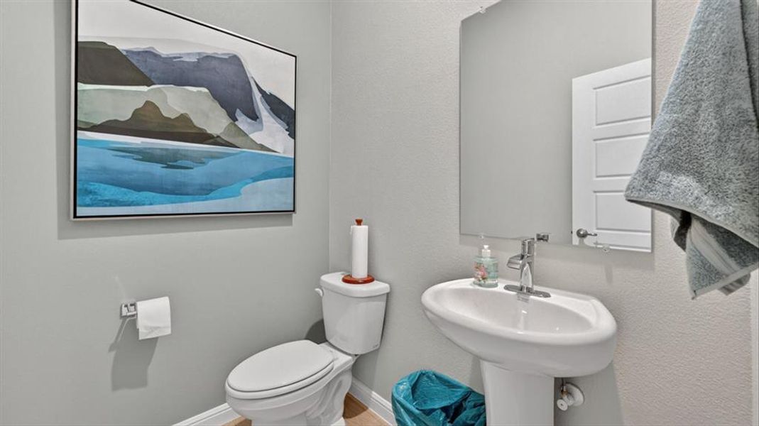 Furnished interior view inside a new home in Lakeview Pointe, Grand Prairie (Image 22).