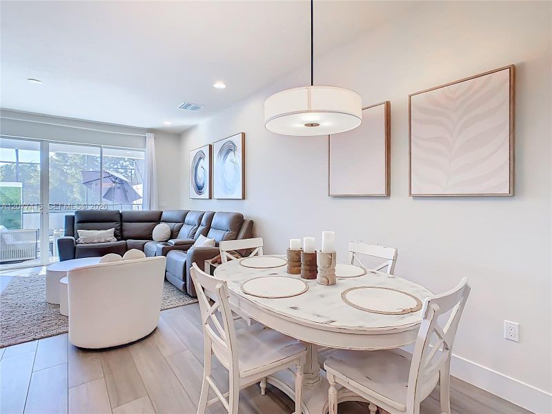 Furnished interior view inside a new home in , Clermont (Image 27).