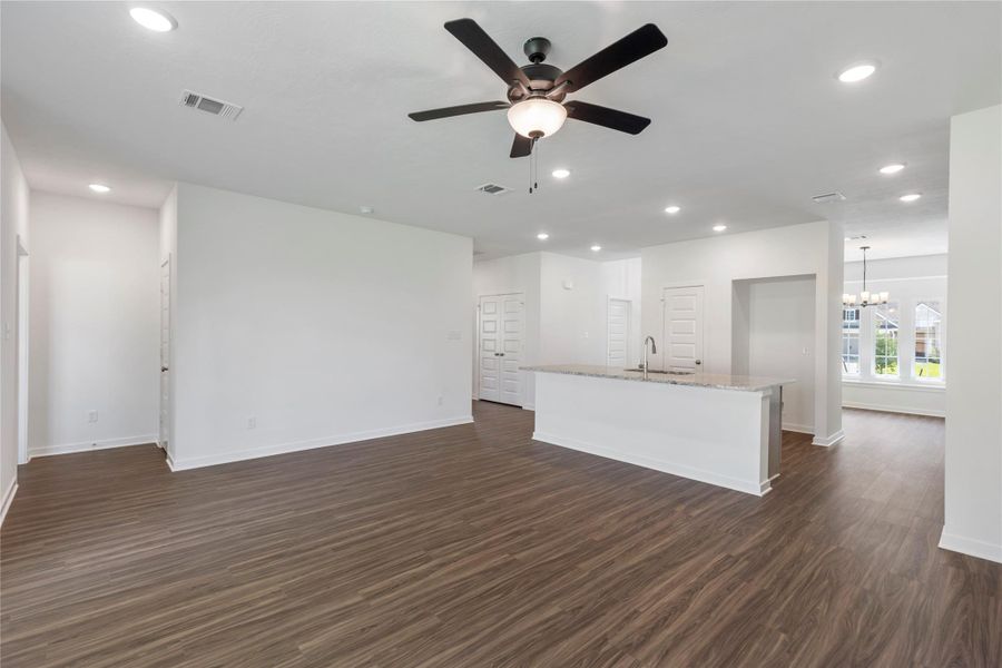 Spacious, unfurnished interior of a new home in Spring Lake, Huntsville (Image 33). Spacious, unfurnished interior of a new home in Spring Lake, Huntsville (Image 33).