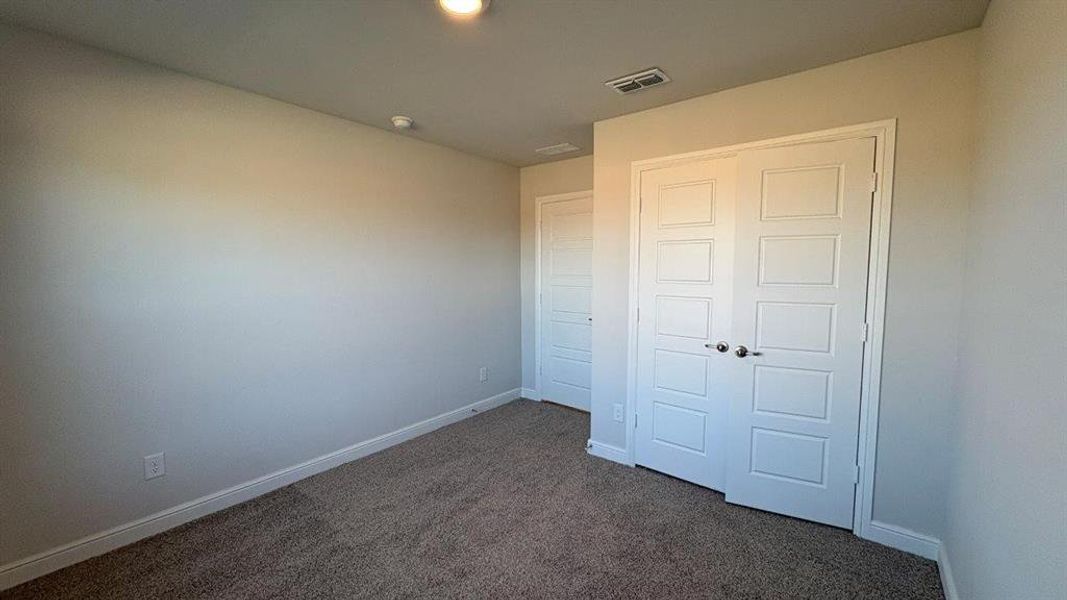 Spacious, unfurnished interior of a new home in Sandstone Estates, Granbury (Image 23). Spacious, unfurnished interior of a new home in Sandstone Estates, Granbury (Image 23).