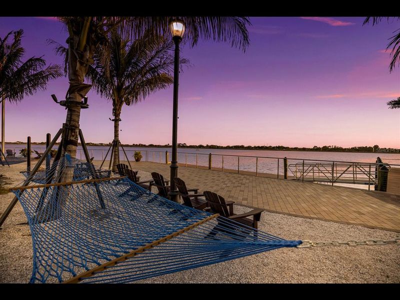 Community amenities in , Sarasota (Image 43).