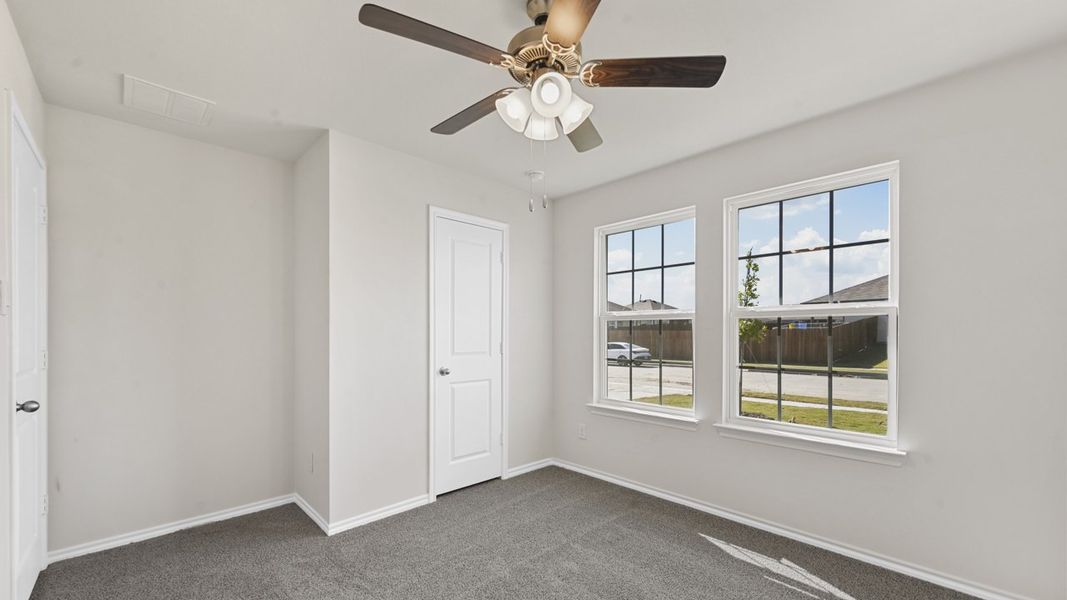 Spacious, unfurnished interior of a new home in Wildwood, Royse City (Image 17).