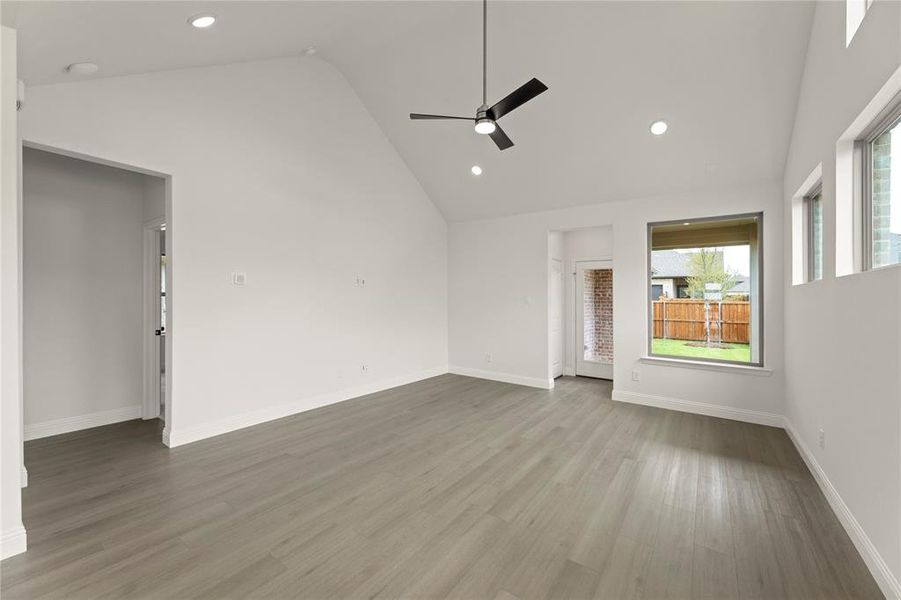 Spacious, unfurnished interior of a new home in La Terra at Uptown Celina, Celina (Image 9). Spacious, unfurnished interior of a new home in La Terra at Uptown Celina, Celina (Image 9).