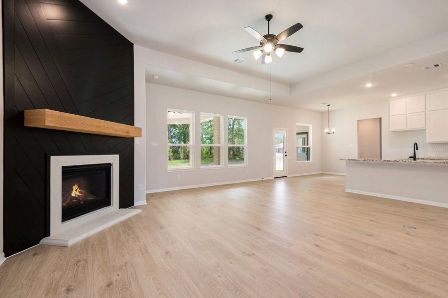 Spacious, unfurnished interior of a new home in , Conroe (Image 20). Spacious, unfurnished interior of a new home in , Conroe (Image 20).