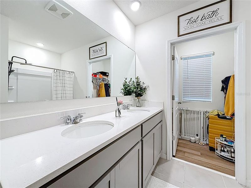 Furnished interior view inside a new home in Edgemont at Serenoa, Clermont (Image 8).