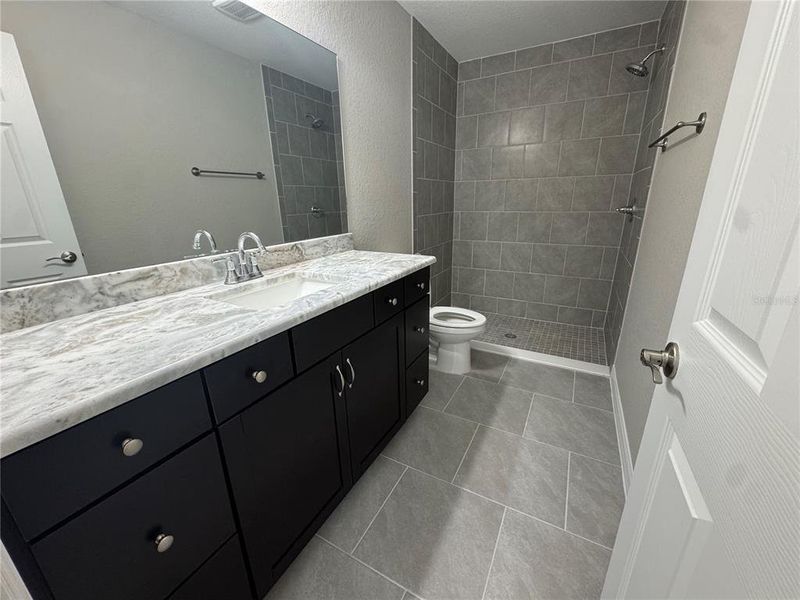 Furnished interior view inside a new home in , Dunnellon (Image 7).
