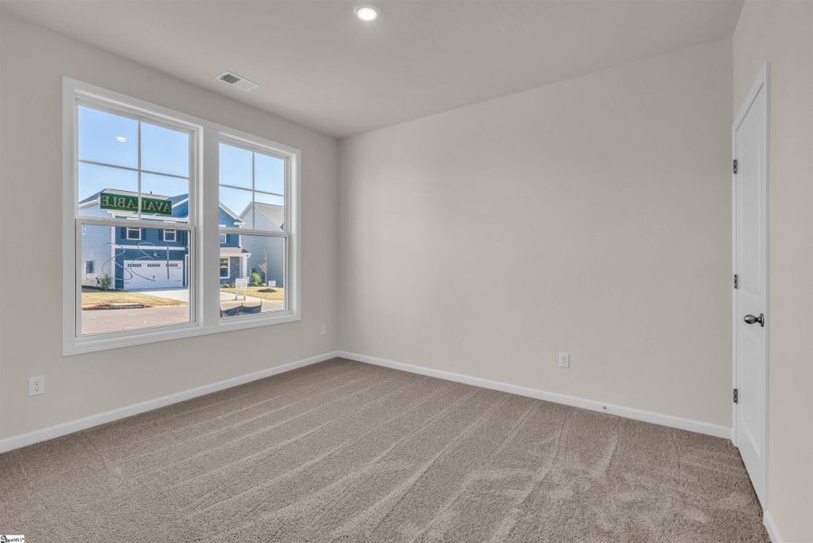 Spacious, unfurnished interior of a new home in Halton Oaks, Spartanburg (Image 12).