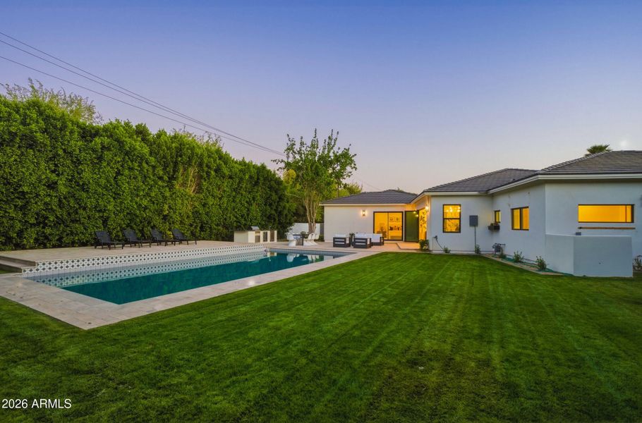 42_4825 n 70th st-42