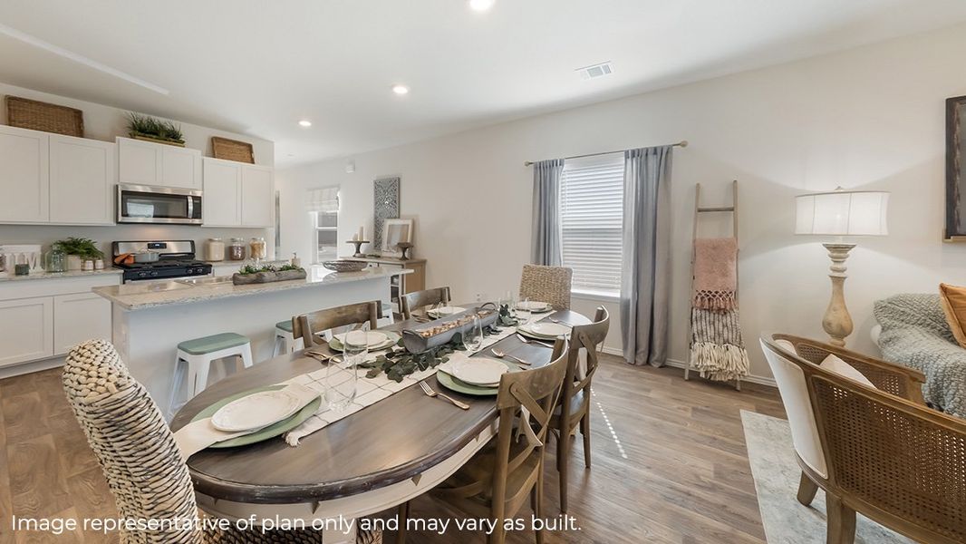 Furnished interior view inside a new home in Blue Ridge Ranch, San Antonio (Image 10).