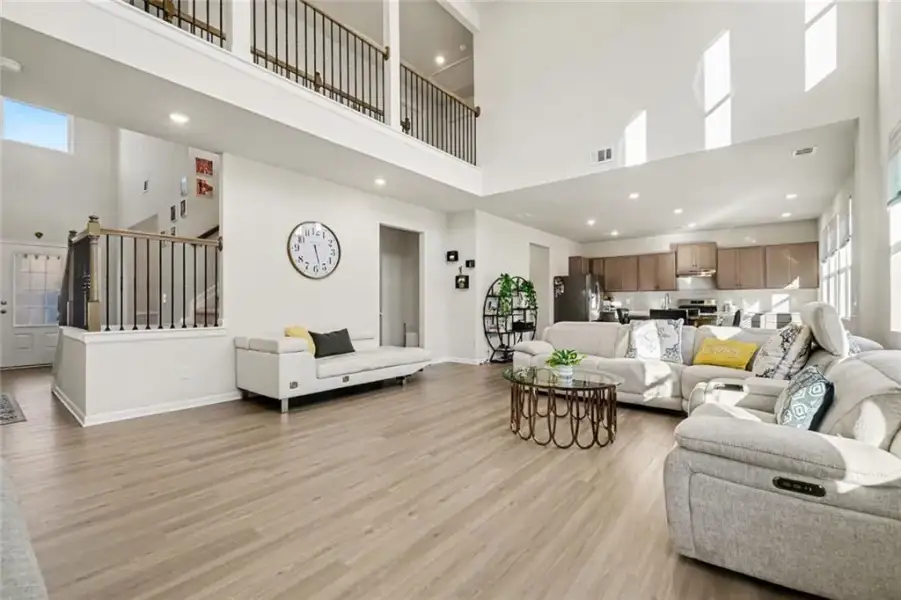 Furnished interior view inside a new home in , Dallas (Image 4).