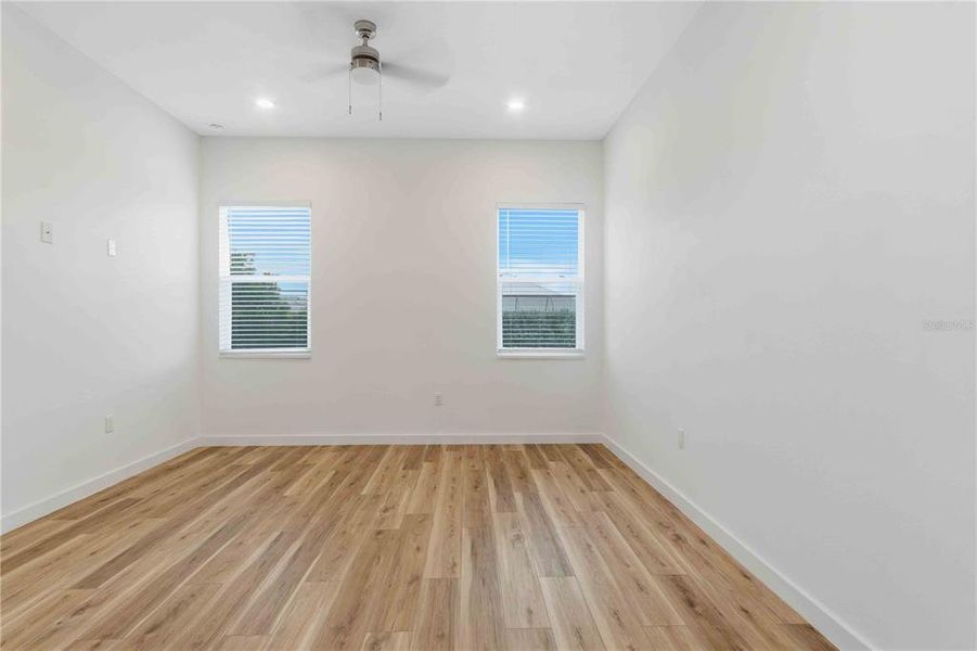 Spacious, unfurnished interior of a new home in , Punta Gorda (Image 25).