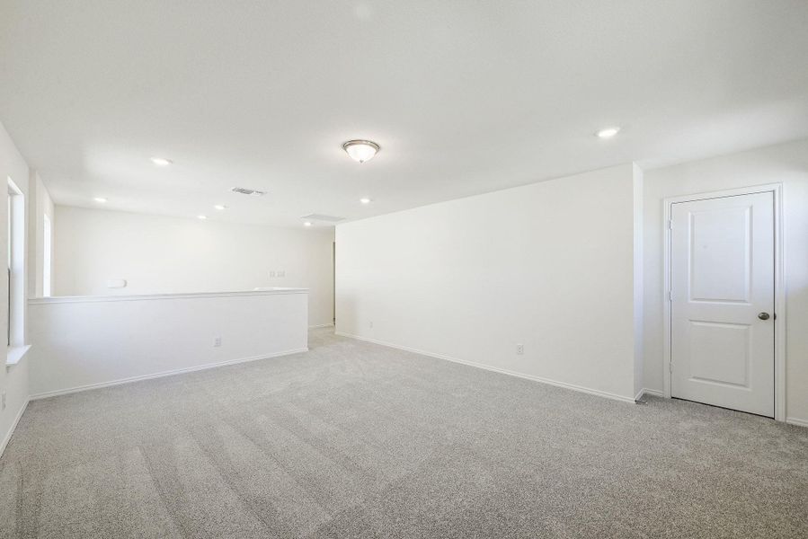 Spacious, unfurnished interior of a new home in Salerno - Classic Collection, Round Rock (Image 21). Spacious, unfurnished interior of a new home in Salerno - Classic Collection, Round Rock (Image 21).