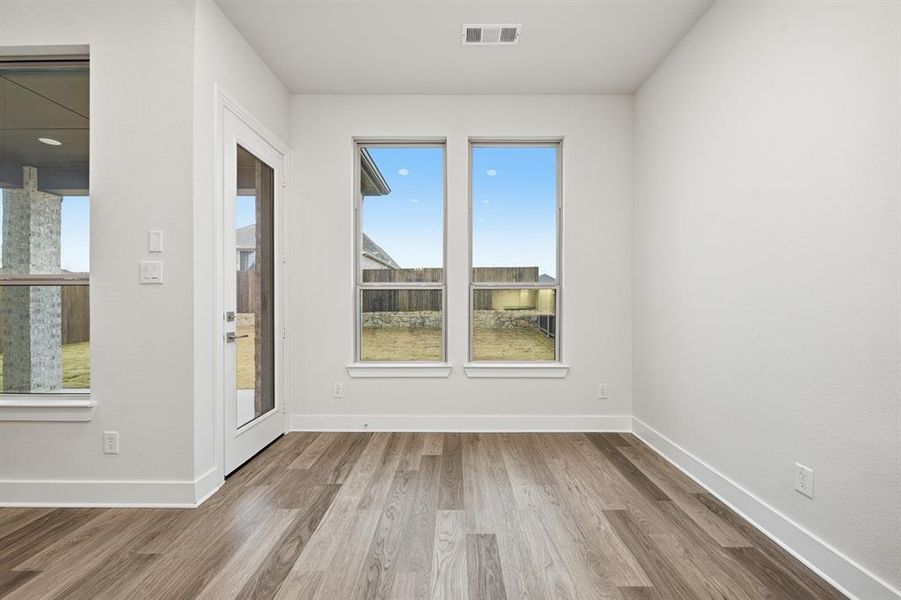 Spacious, unfurnished interior of a new home in Wildflower Ranch, Northlake (Image 14).