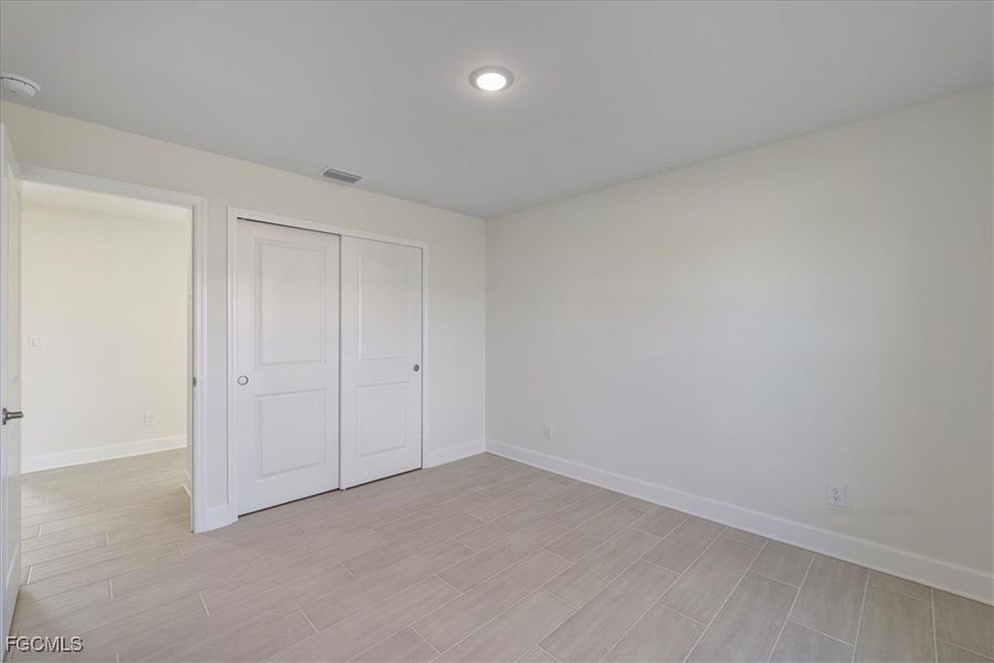 Spacious, unfurnished interior of a new home in Cape Coral, Cape Coral (Image 21). Spacious, unfurnished interior of a new home in Cape Coral, Cape Coral (Image 21).