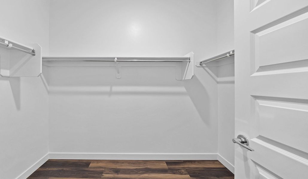 Spacious, unfurnished interior of a new home in Solterra, Green Valley (Image 38).