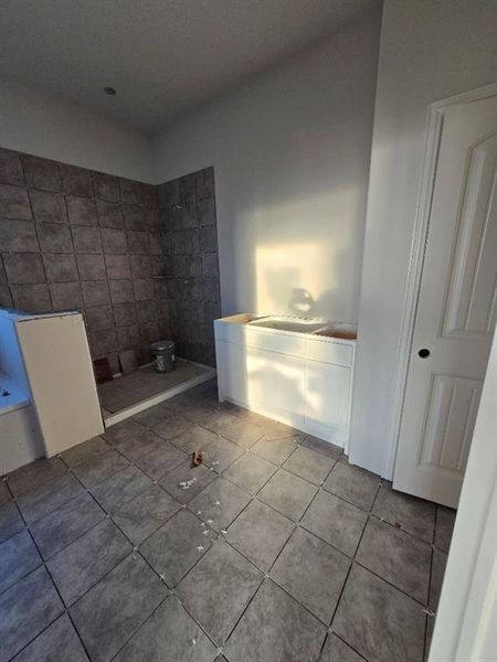 In-progress construction of a new home in Hillview Addition, Decatur, TX (Image 19). In-progress construction of a new home in Hillview Addition, Decatur, TX (Image 19).