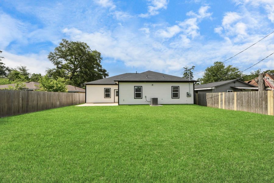 Exterior details and patio area of a home in , Houston (Image 3). Exterior details and patio area of a home in , Houston (Image 3).
