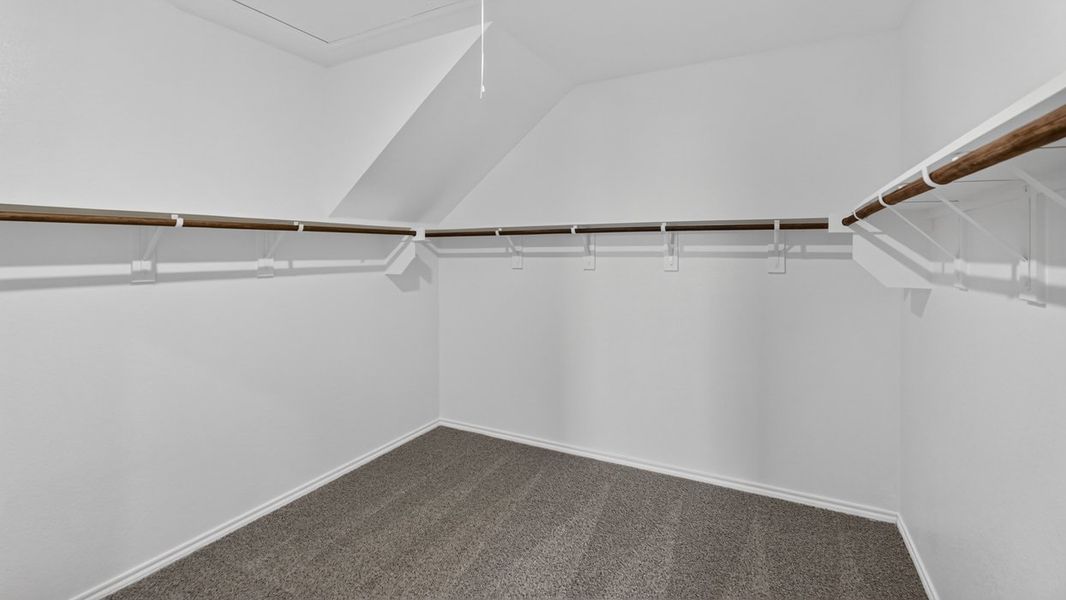 Representative unfurnished interior of a home built from the Ozark by D.R. Horton in Whitewing Trails, Princeton (Image 20).
