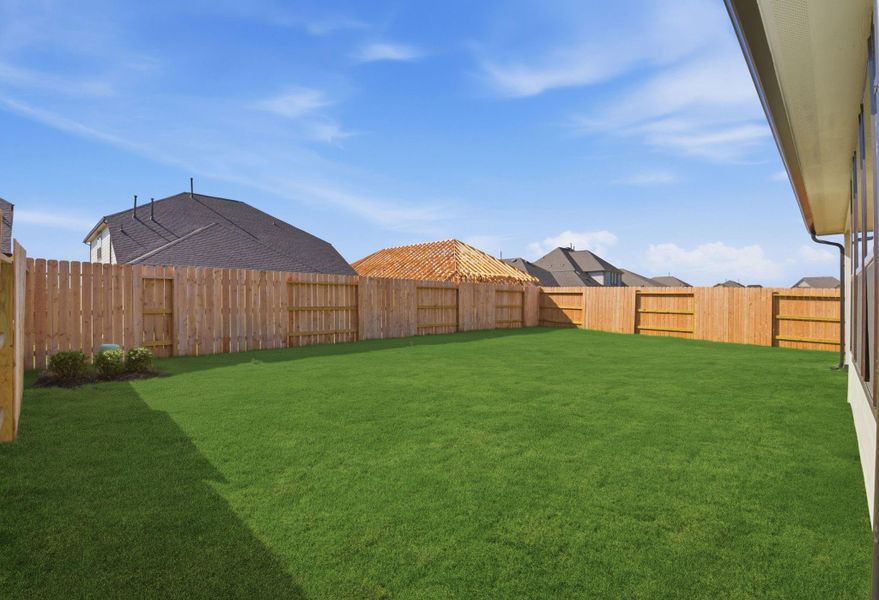 Exterior details and patio area of a home in Brookewater, Rosenberg (Image 3). Exterior details and patio area of a home in Brookewater, Rosenberg (Image 3).