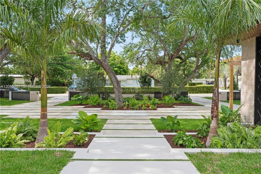 Image 60 of a home in .