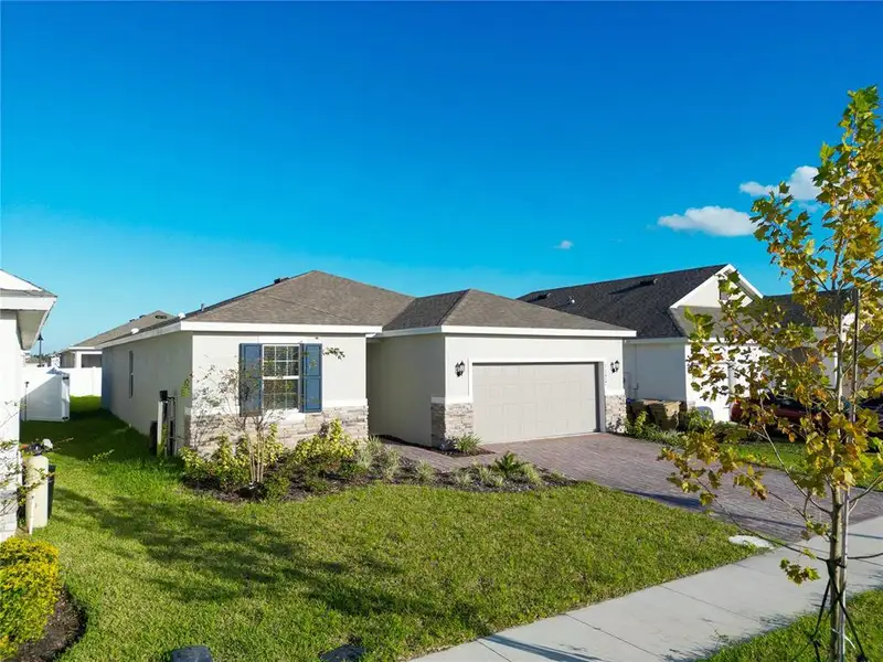 Image 18 of a home in Prairie Oaks. Image 18 of a home in Prairie Oaks.