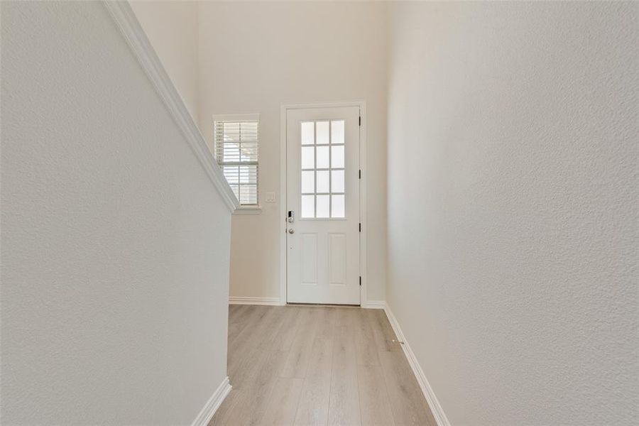 Spacious, unfurnished interior of a new home in Walden Pond, Forney (Image 27).