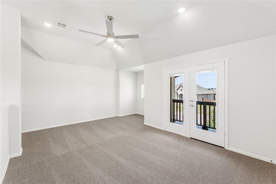 Spacious, unfurnished interior of a new home in Arcadia Trails, Balch Springs (Image 39). Spacious, unfurnished interior of a new home in Arcadia Trails, Balch Springs (Image 39).