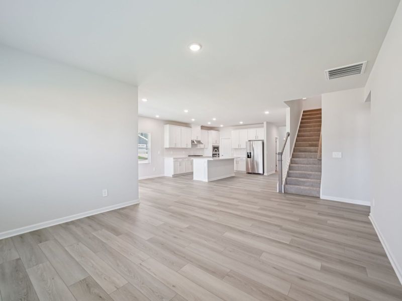 Spacious, unfurnished interior of a new home in Oak Manor - Signature Series, Garner (Image 10).