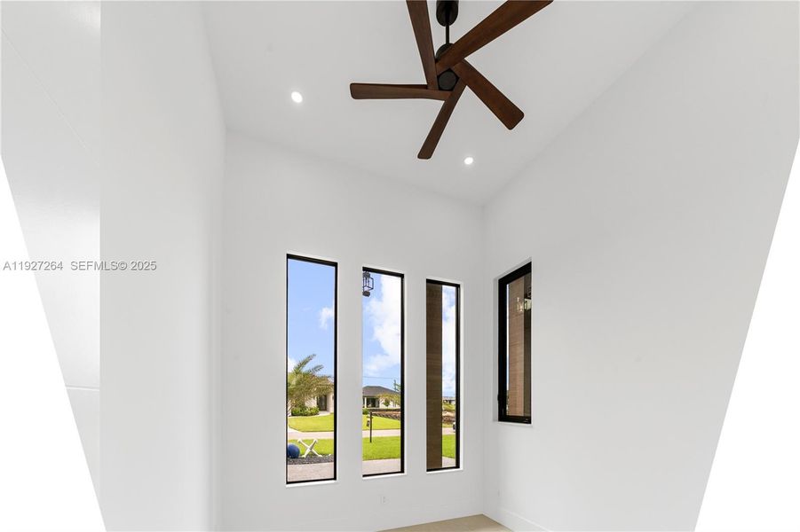 Spacious, unfurnished interior of a new home in , Cape Coral (Image 43). Spacious, unfurnished interior of a new home in , Cape Coral (Image 43).